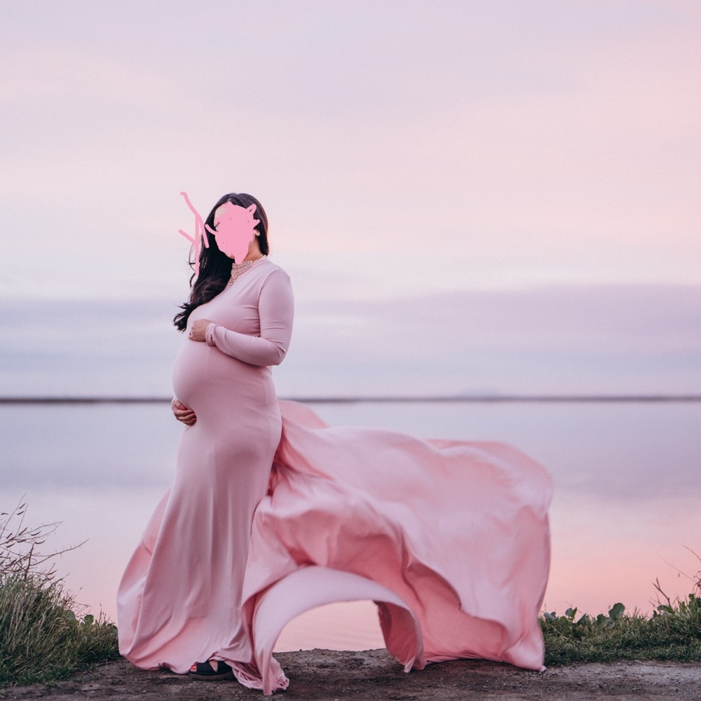 Maternity photoshoot dress/gown from Anyutas Couture